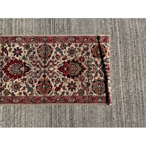 497 - A 6.2m long x 69 cm wide carpet, a good condition hall runner.


This lot is collection only