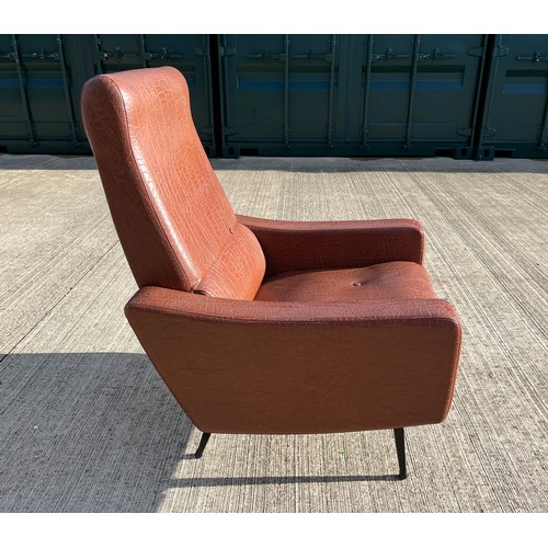 346 - 1960’s mid century furniture, a folding arm chair.

This lot is collection only