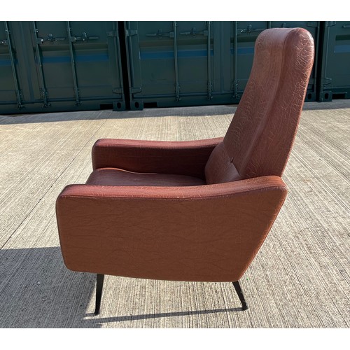 346 - 1960’s mid century furniture, a folding arm chair.

This lot is collection only