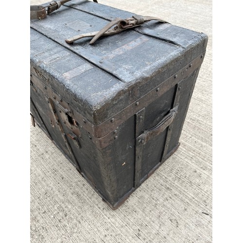 353 - C19th metal and wood bound storage trunk by Amand Pasquier of Paris. 72 cm x 43 cm x 59 cm high.

Th... 