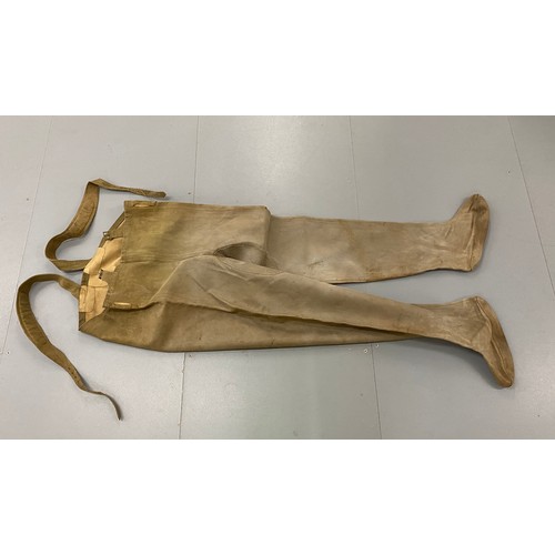 368 - Hardy Brothers Ltd fishing equipment, patented Wear Wells a set of vintage Wader Liners - 1930s.

Th... 