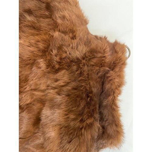 375 - Ladies fur coat.

This lot is available for in-house shipping