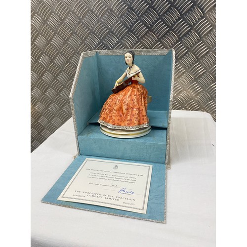 387 - Limited edition Royal Worcester porcelain figure Elaine in original box.

This lot is available for ... 