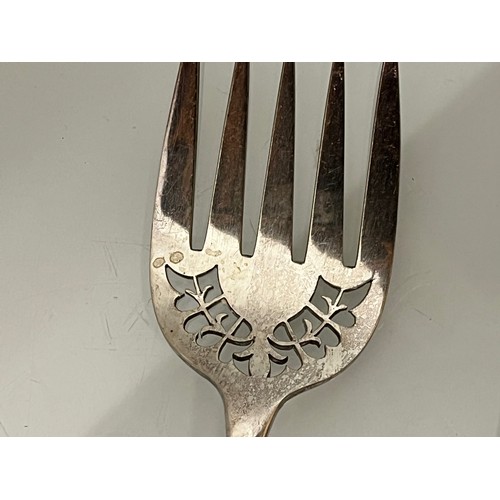 18 - Mid century cutlery, flat wares, a set of hall marked and with a registered design mark, art deco fi... 