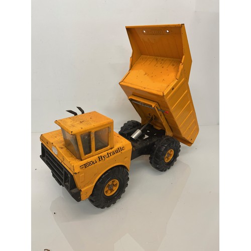 54 - Tonka toys,  tinplate models a hydraulic dump.

This lot is available for in-house shipping