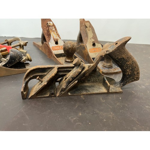 56 - Tools, five wood working planes, Stanley etc, from a large collection of carpentry and other tools.
... 