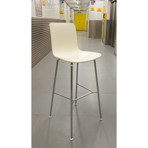 66 - Mid Century designer furniture, a single barstool manufactuered by Vitra, an authentic version of a ... 