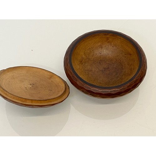 76 - Art Deco treen bowl, surface is made of hexagonal facets and has a lovely patina.

This lot is avail... 