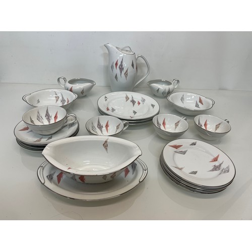 77 - Mid Century table wares decorated with Angel Fish. 

This lot is available for in-house shipping