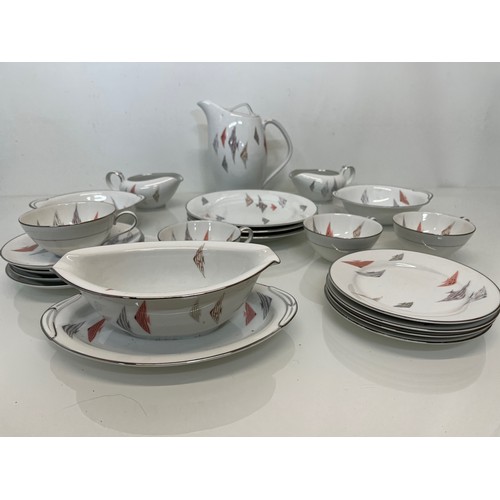 77 - Mid Century table wares decorated with Angel Fish. 

This lot is available for in-house shipping