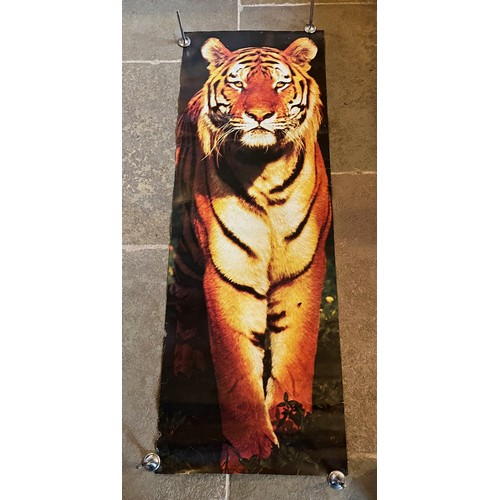 83 - Mid Century furnishing, classic Bengal Tiger door poster. 159 cm x 54 cm.

This lot is available for... 