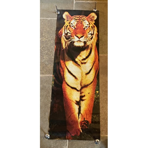 83 - Mid Century furnishing, classic Bengal Tiger door poster. 159 cm x 54 cm.

This lot is available for... 