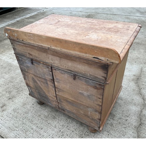 91 - Pine storage chest with 10 drawers, 90 cm x 60 cm x 79 cm high.

This lot is collection only