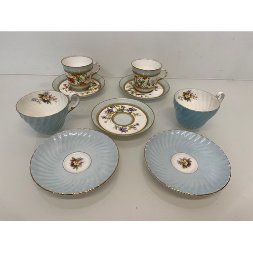 106 - Collection of hand decorated bone china tea wares, by Foley and Royal Worcester.

This lot is availa... 