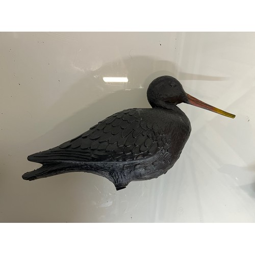 109 - Italian made hunters decoy model of a bird. 32 cm long

This lot is available for in-house shipping