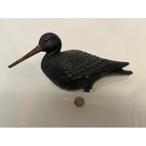 109 - Italian made hunters decoy model of a bird. 32 cm long

This lot is available for in-house shipping