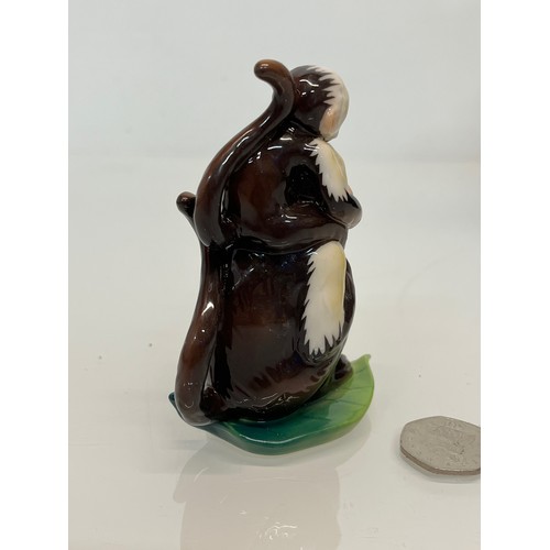 133 - Franz pottery, a Monkey figurine, boxed.

This lot is available for in-house shipping