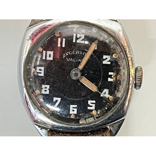 529 - Gents wristwatch, an Ingersoll Valiant with leather strap.

This lot is available for in-house shipp... 