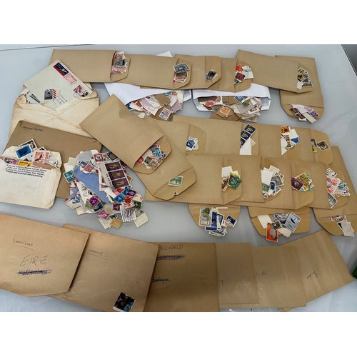 534 - Philately, collection of loose Stamps.

This lot is available for in-house shipping