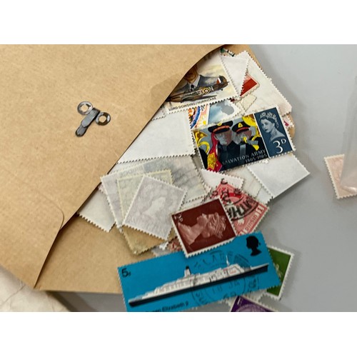 535 - Philately, collection of loose Stamps.

This lot is available for in-house shipping