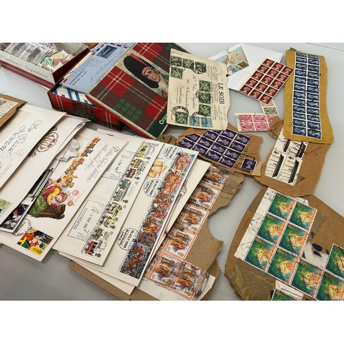 536 - Philately, collection of loose Stamps and first day covers.

This lot is available for in-house ship... 