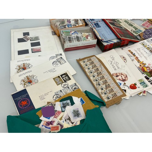 536 - Philately, collection of loose Stamps and first day covers.

This lot is available for in-house ship... 