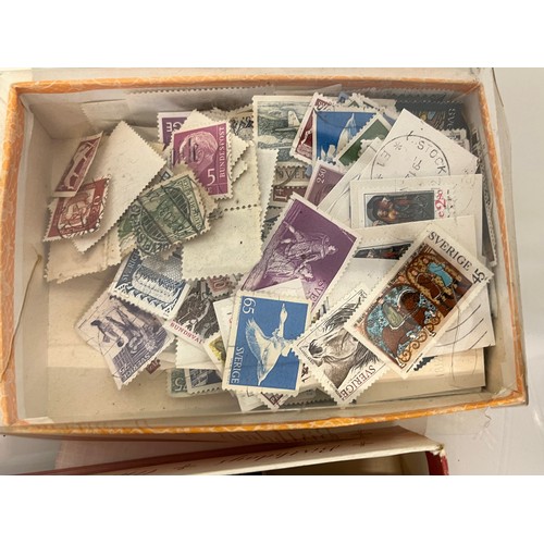 536 - Philately, collection of loose Stamps and first day covers.

This lot is available for in-house ship... 