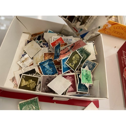 537 - Philately, collection of loose Stamps and a 1997 album.

This lot is available for in-house shipping