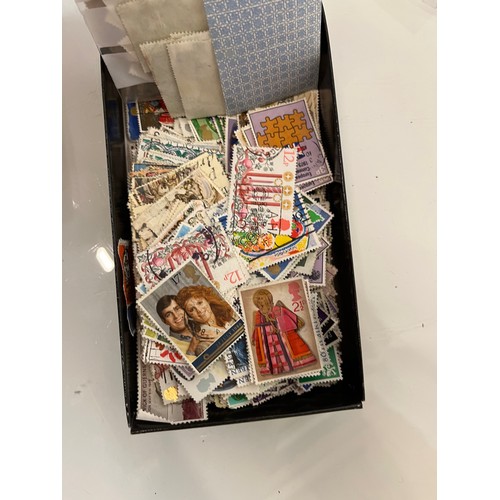 537 - Philately, collection of loose Stamps and a 1997 album.

This lot is available for in-house shipping