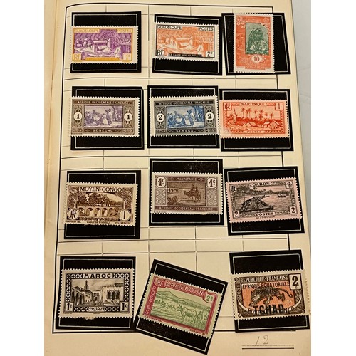 541 - Philately, an album of world Stamps and an envelope of loose stamps.

This lot is available for in-h... 