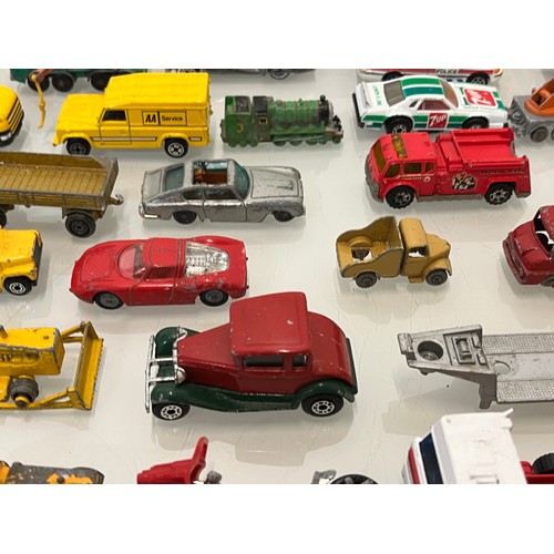 397 - Collection of diesast toys, matchbox, hot wheels etc.

This lot is avaialble for in house shipping.