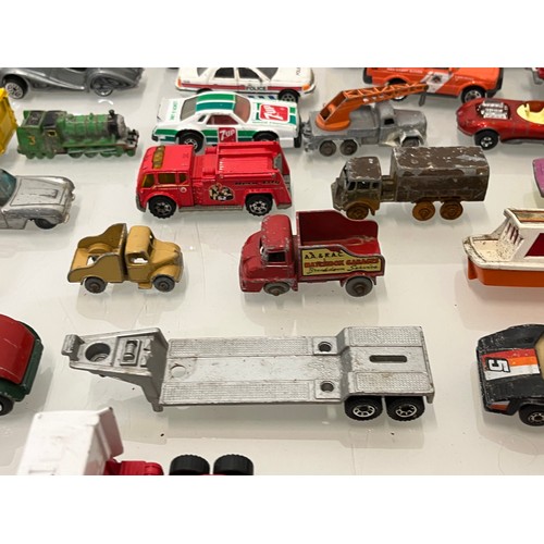 397 - Collection of diesast toys, matchbox, hot wheels etc.

This lot is avaialble for in house shipping.