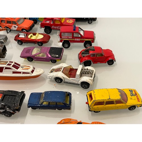 397 - Collection of diesast toys, matchbox, hot wheels etc.

This lot is avaialble for in house shipping.