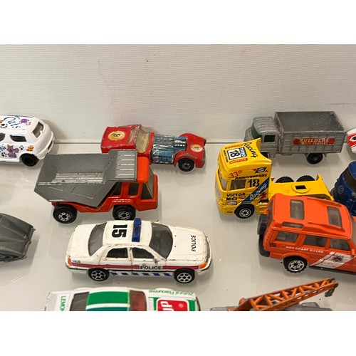 397 - Collection of diesast toys, matchbox, hot wheels etc.

This lot is avaialble for in house shipping.