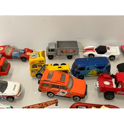 397 - Collection of diesast toys, matchbox, hot wheels etc.

This lot is avaialble for in house shipping.