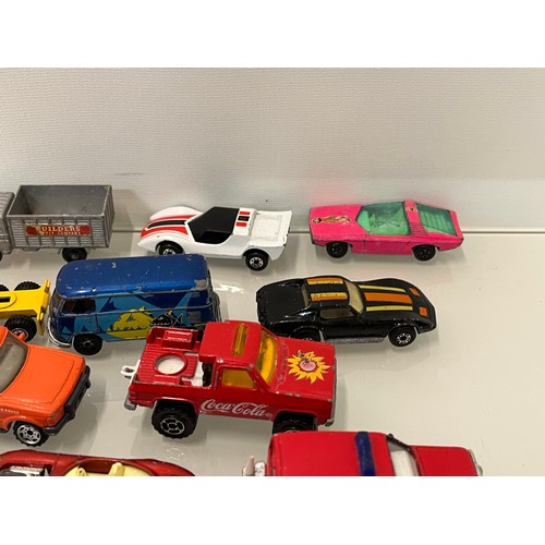 397 - Collection of diesast toys, matchbox, hot wheels etc.

This lot is avaialble for in house shipping.