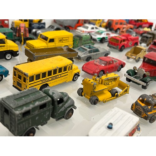 397 - Collection of diesast toys, matchbox, hot wheels etc.

This lot is avaialble for in house shipping.