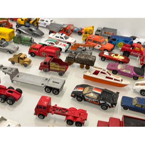 397 - Collection of diesast toys, matchbox, hot wheels etc.

This lot is avaialble for in house shipping.