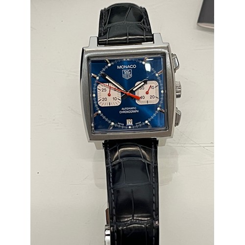 19 - Vintage TAG Heuer Gents wrist watch, Monaco automatic Chronograph, blue crocadile starp, boxed with ... 