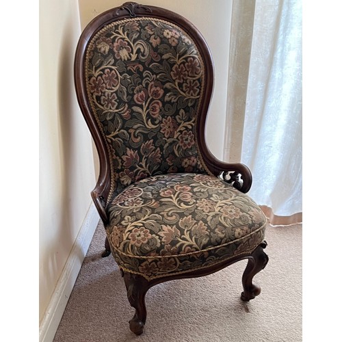 309 - Victorian nursing chair upholster front and rear.

This lot is collection only.