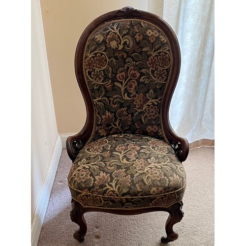 309 - Victorian nursing chair upholster front and rear.

This lot is collection only.