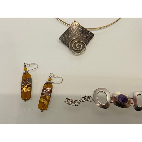 5 - A collection of contemporary jewellery some items are unmarked.

This lot is available for in-house ... 