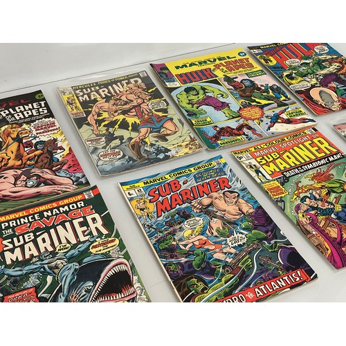 124 - Marvel and DC superhero comics, part of a large collection, Hulk abnd Sub Mariner.

This lot is avai... 