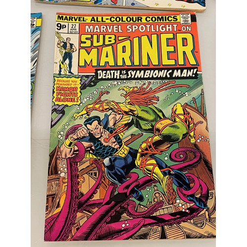 124 - Marvel and DC superhero comics, part of a large collection, Hulk abnd Sub Mariner.

This lot is avai... 