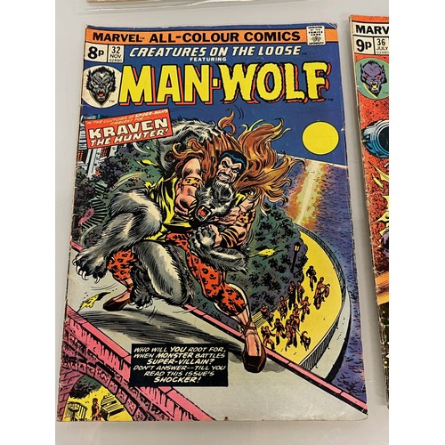 135 - Marvel and DC superhero comics, part of a large collection, Manhunter, Sandman,Jonah hex, man-Wolf, ... 