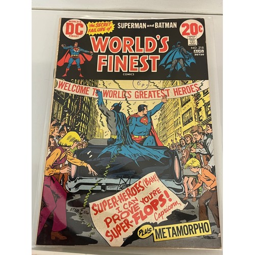 164 - Marvel and DC superhero comics, part of a large collection, Worlds Finest, Batman and Superman.

Thi... 