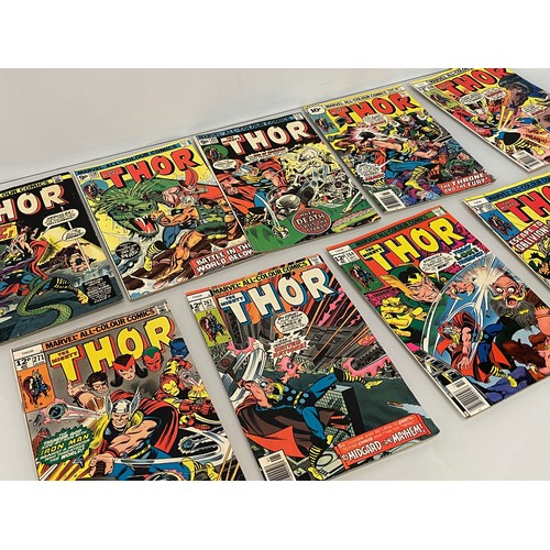 166 - Marvel and DC superhero comics, part of a large collection, Thor.

This lot is available for in-hous... 