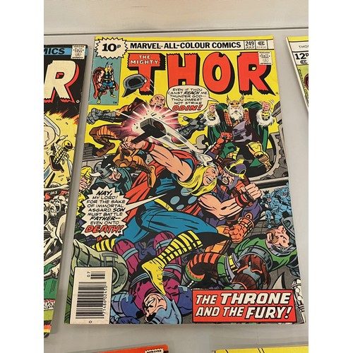 166 - Marvel and DC superhero comics, part of a large collection, Thor.

This lot is available for in-hous... 