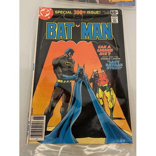 170 - Marvel and DC superhero comics, part of a large collection, Bat Man.

This lot is available for in-h... 