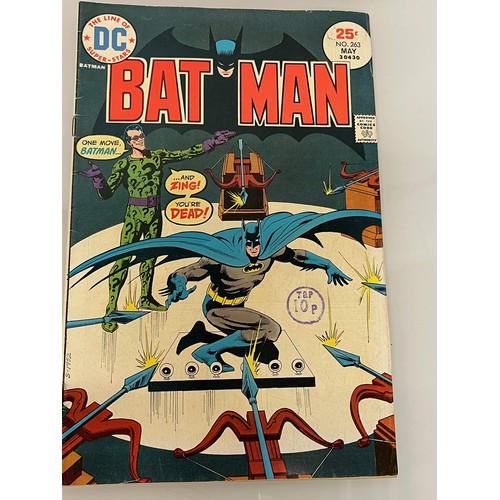 170 - Marvel and DC superhero comics, part of a large collection, Bat Man.

This lot is available for in-h... 